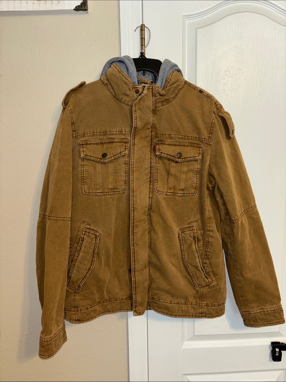 Levi's Men's Tan Canvas Hooded Field Jacket